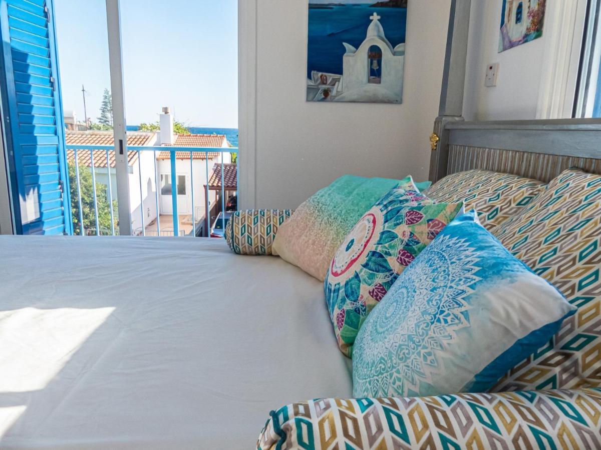 Greek Island Style 2 Bedroom Villa With Pool Next To The Sea ラルナカ エクステリア 写真