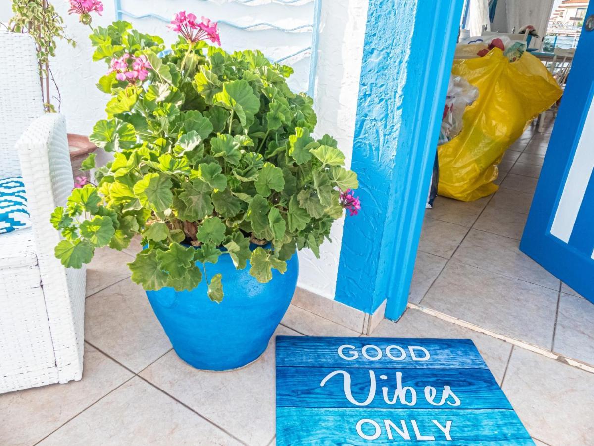 Greek Island Style 2 Bedroom Villa With Pool Next To The Sea ラルナカ エクステリア 写真